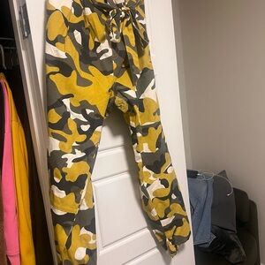 Fashion Nova  Camo Joggers - Yellow Green White